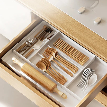 Expandable Kitchen Cutlery Organizer Tray