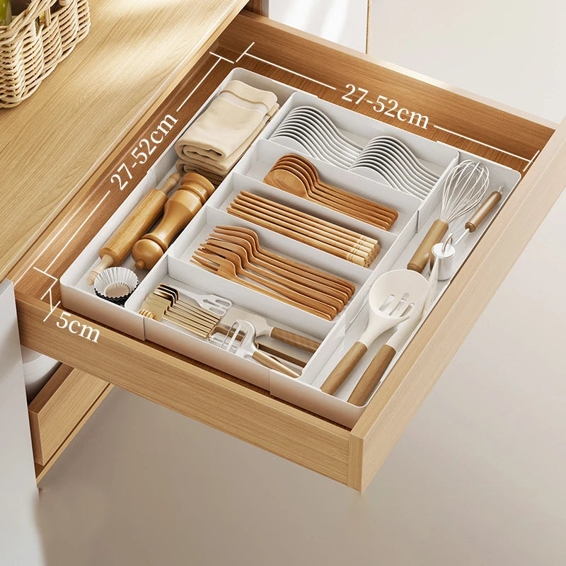 Expandable Kitchen Cutlery Organizer Tray