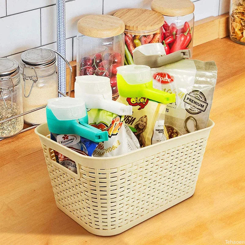 Food Bag Sealing Clips with Pour Spout