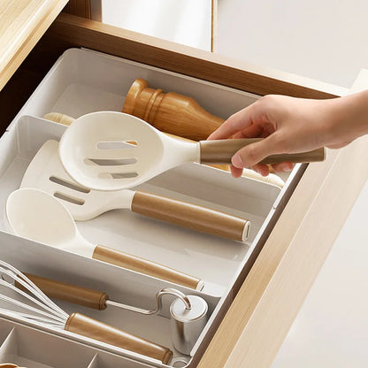 Expandable Kitchen Cutlery Organizer Tray